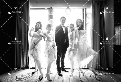 武漢非凡攝影 臺(tái)式服務(wù)引領(lǐng)高端婚紗攝影新風(fēng)向